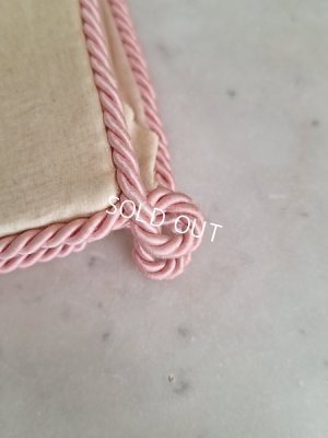 画像8: アンティーク刺繍ハンキーケース
