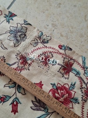 画像20: アンティーク花柄カーテン