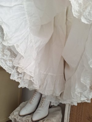 画像11: アンティークレースペチコート