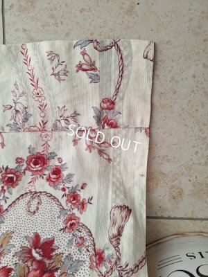 画像10: ローズ柄カーテン