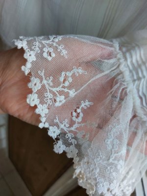 画像26: アンティークレースボディス