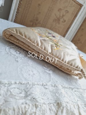 画像10: シルク刺繍ハンキーケース