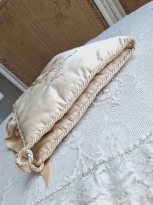 画像11: シルク刺繍ハンキーケース