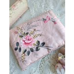 画像: 手描きローズ柄シルクハンキーケース