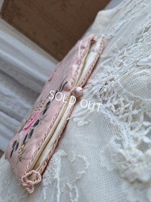 画像8: 手描きローズ柄シルクハンキーケース