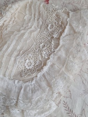 画像8: レースボンネット