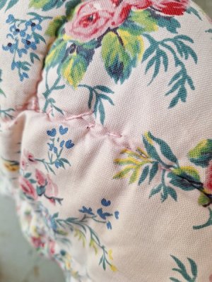 画像16: フレンチローズ柄キルト