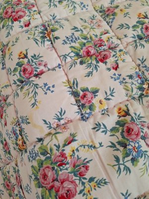 画像13: フレンチローズ柄キルト