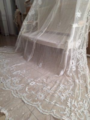 antiqueornelyembroidery 