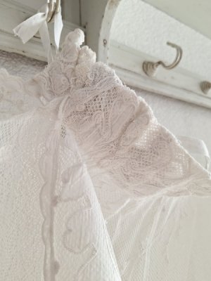 画像43: アンティークコ―ネリー刺繍ペアカーテン