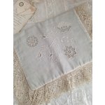 画像: 刺繍ハンキーケース